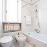 Casa Mafalda - Rooms, Friends And - Affittacamere, بيت ضيافة سينِغاليا