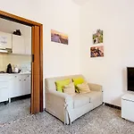 Casa Mafalda - Rooms, Friends And - Affittacamere, Senigallia