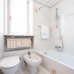 Casa Mafalda - Rooms, Friends And - Affittacamere, بيت ضيافة *