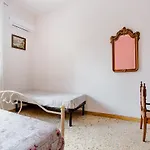 Casa Mafalda - Rooms, Friends And - Affittacamere, セニガッリア