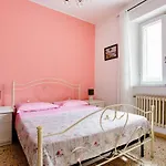 Casa Mafalda - Rooms, Friends And - Affittacamere, Pensión *