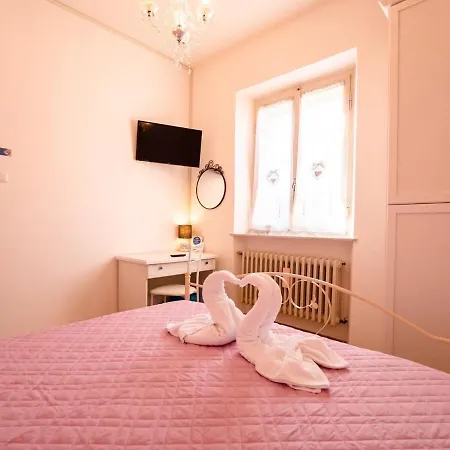 Pensionat Casa Mafalda - Rooms, Friends And - Affittacamere, Senigallia