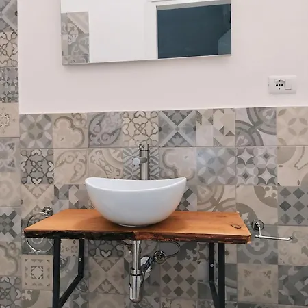 Casa Mafalda - Rooms, Friends And - Affittacamere, Affittacamere *