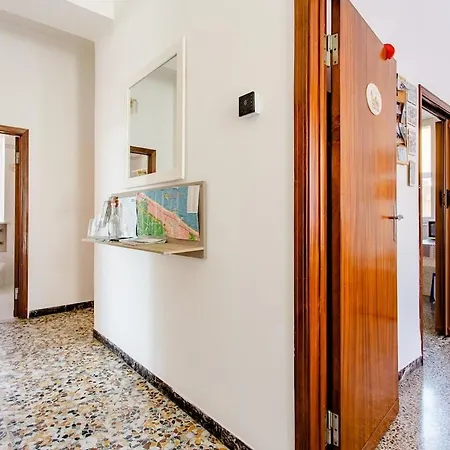 招待所 Casa Mafalda - Rooms, Friends And - Affittacamere,