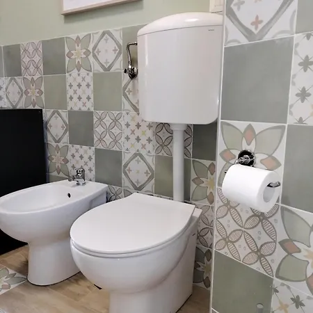 Pensionat Casa Mafalda - Rooms, Friends And - Affittacamere, *