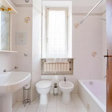 Casa Mafalda - Rooms, Friends And - Affittacamere, بيت ضيافة *