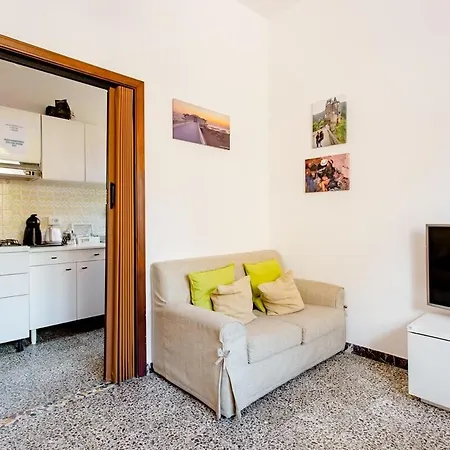Casa Mafalda - Rooms, Friends And - Affittacamere, 西尼加利亚