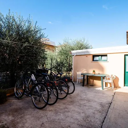 Casa Mafalda - Rooms, Friends And - Affittacamere, Affittacamere