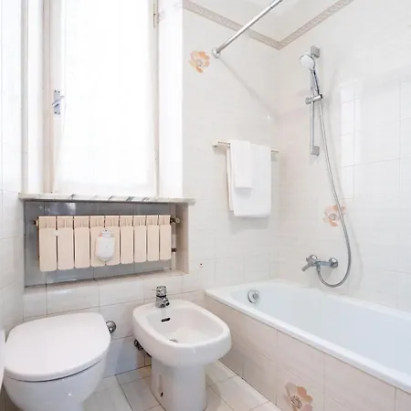 Casa Mafalda - Rooms, Friends And - Affittacamere, בית הארחה *