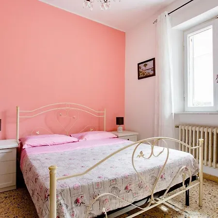 Casa Mafalda - Rooms, Friends And - Affittacamere, Pensionat *