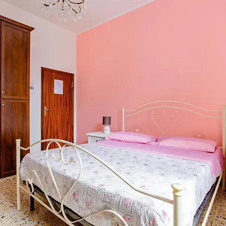 בית הארחה Casa Mafalda - Rooms, Friends And - Affittacamere, סניגליה